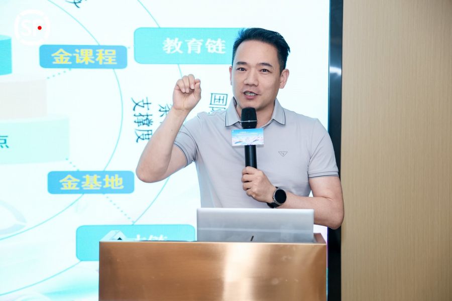 2_1600_3000_gif (4).jpg