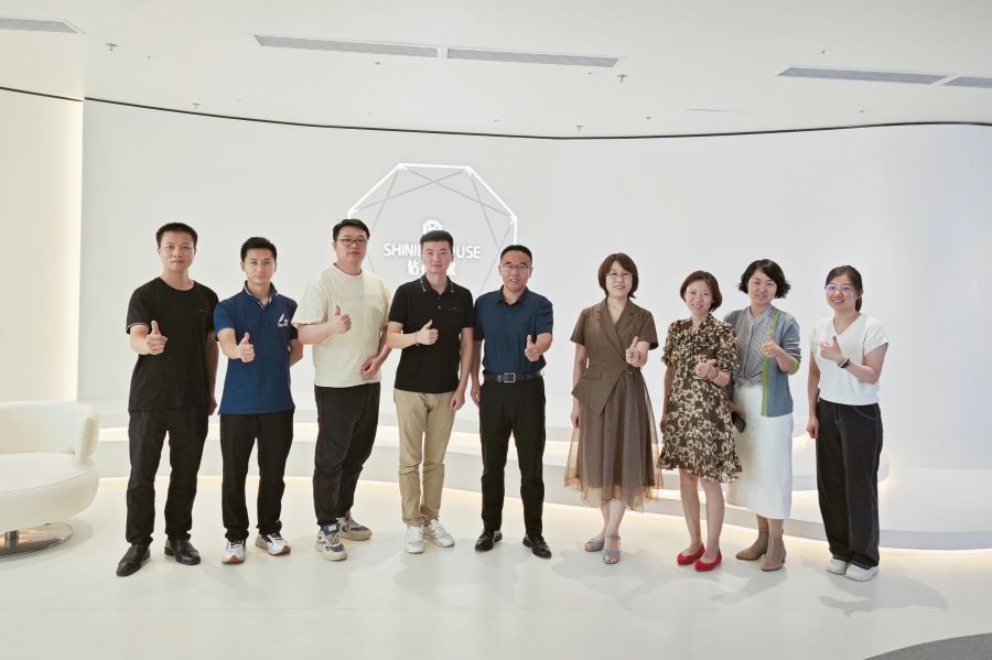 广东钻石世家国际珠宝集团有限公司 (8).jpg