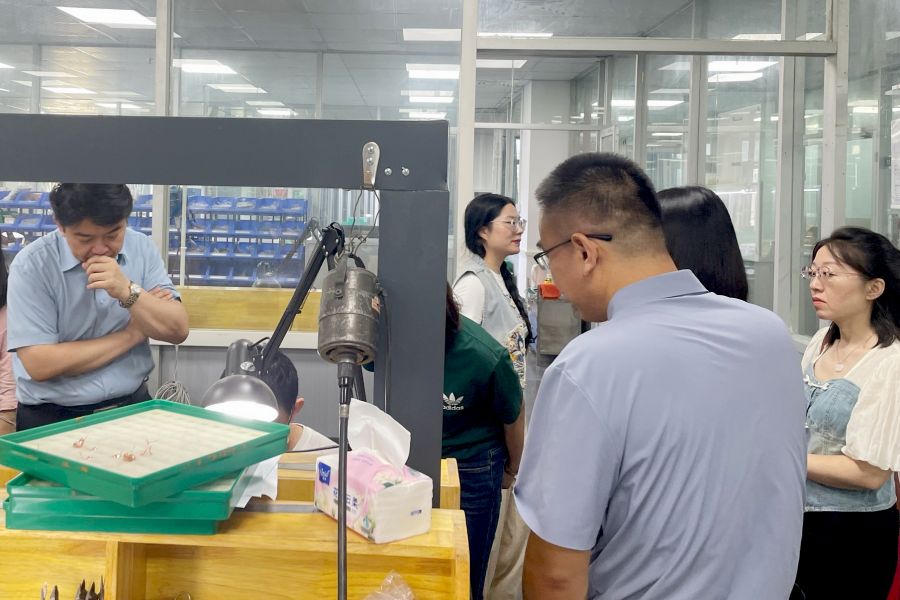 汕尾市理想首饰有限公司 (2).jpg